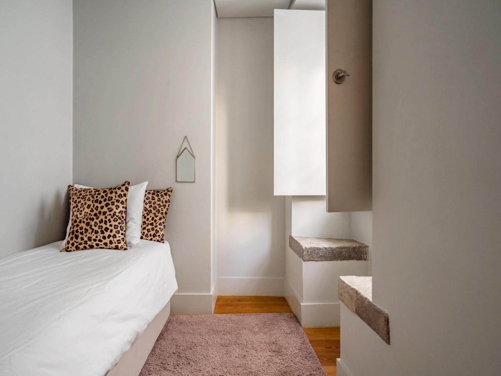Apartment Akicity Cais Sodre Hope Lisbon